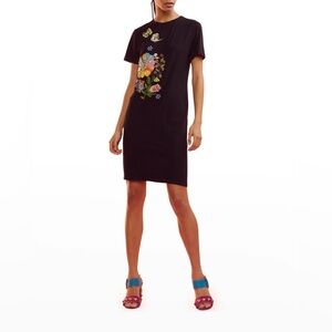 Cynthia Rowley Black tee Dress with Floral embroidery size m EUC